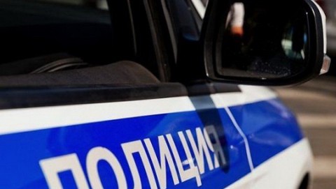 Полицейские задержали жителя Зонального района, подозреваемого в распространении наркотиков